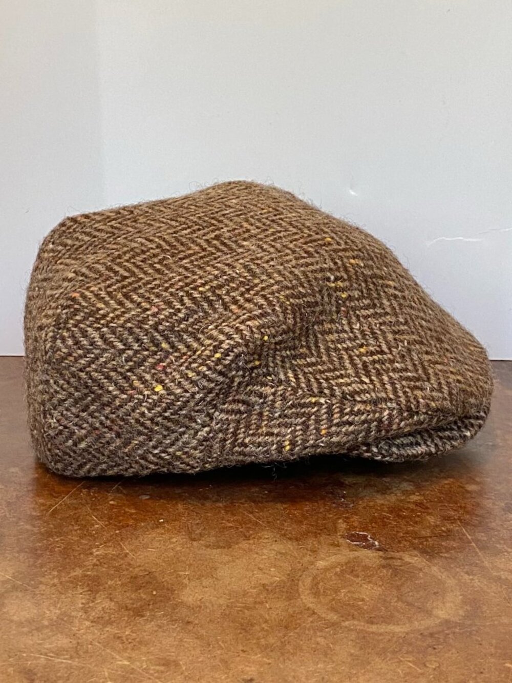 1990s Orvis Wool Brown Tweed Flat Cap Newsboy Hat Ireland Vintage